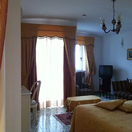 Bonadies Hotel 4*