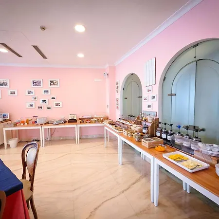博娜蒂斯酒店 4*