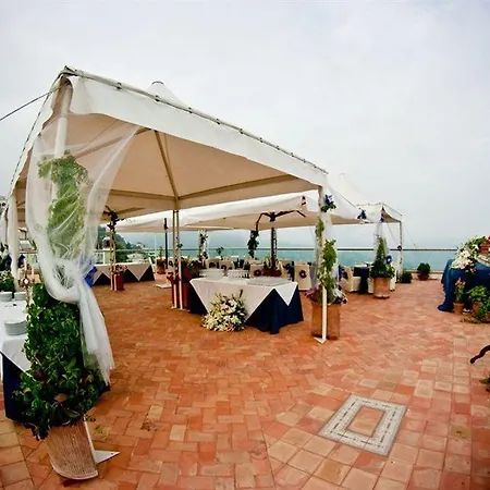 Bonadies Hotell 4*