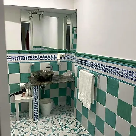 Bonadies Hotel