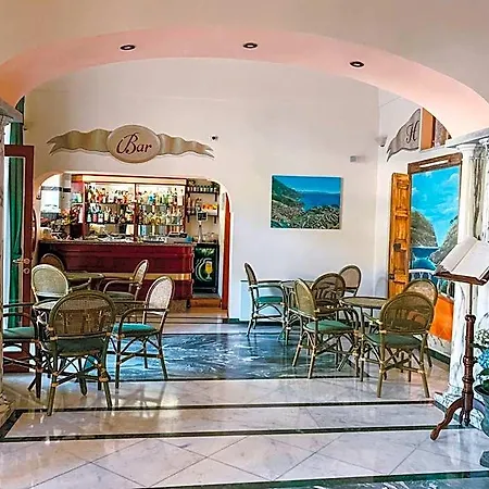 Bonadies Hotel